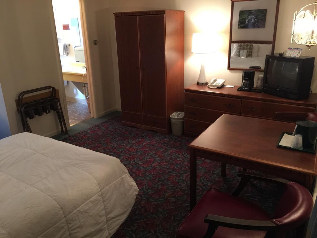 Cedar Motor Inn Marquette Rom bilde