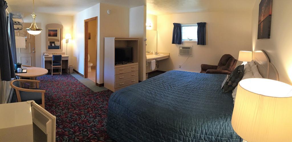 Cedar Motor Inn Marquette Eksteriør bilde