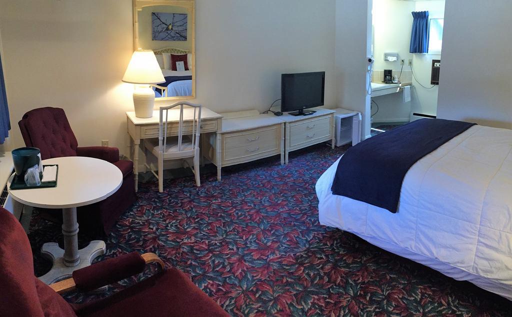 Cedar Motor Inn Marquette Eksteriør bilde
