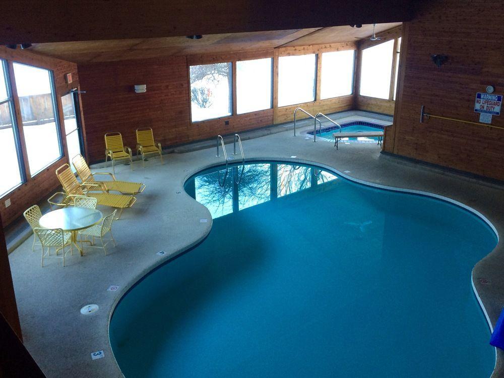 Cedar Motor Inn Marquette Eksteriør bilde
