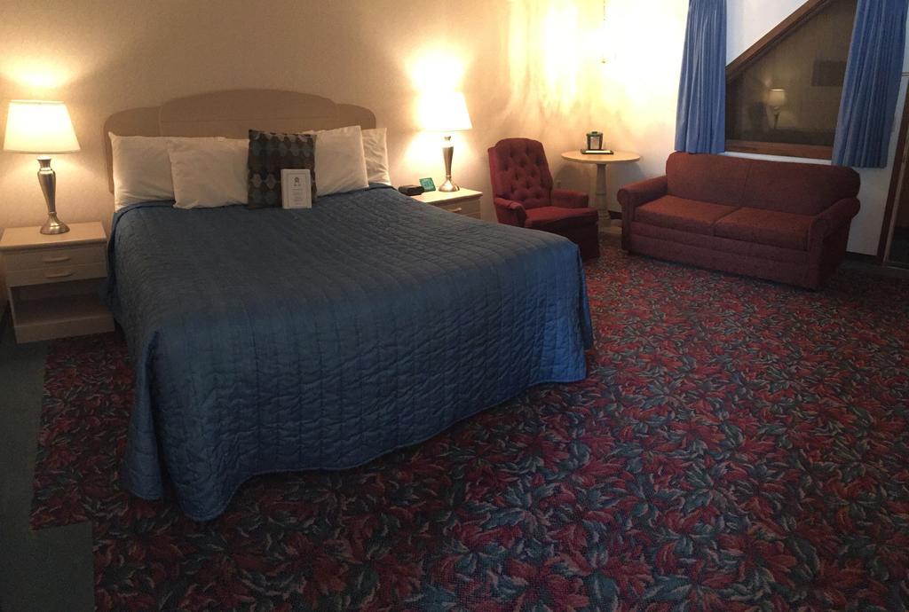 Cedar Motor Inn Marquette Eksteriør bilde