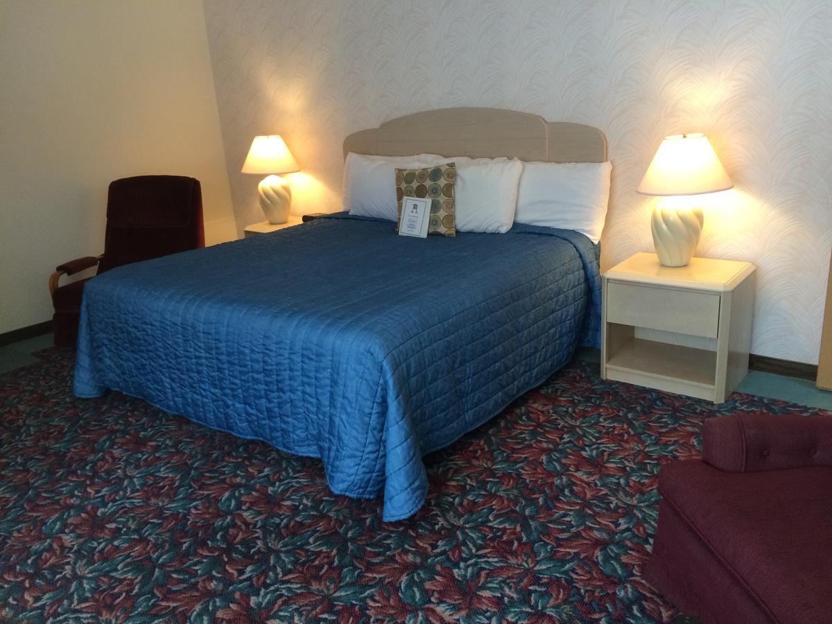 Cedar Motor Inn Marquette Eksteriør bilde