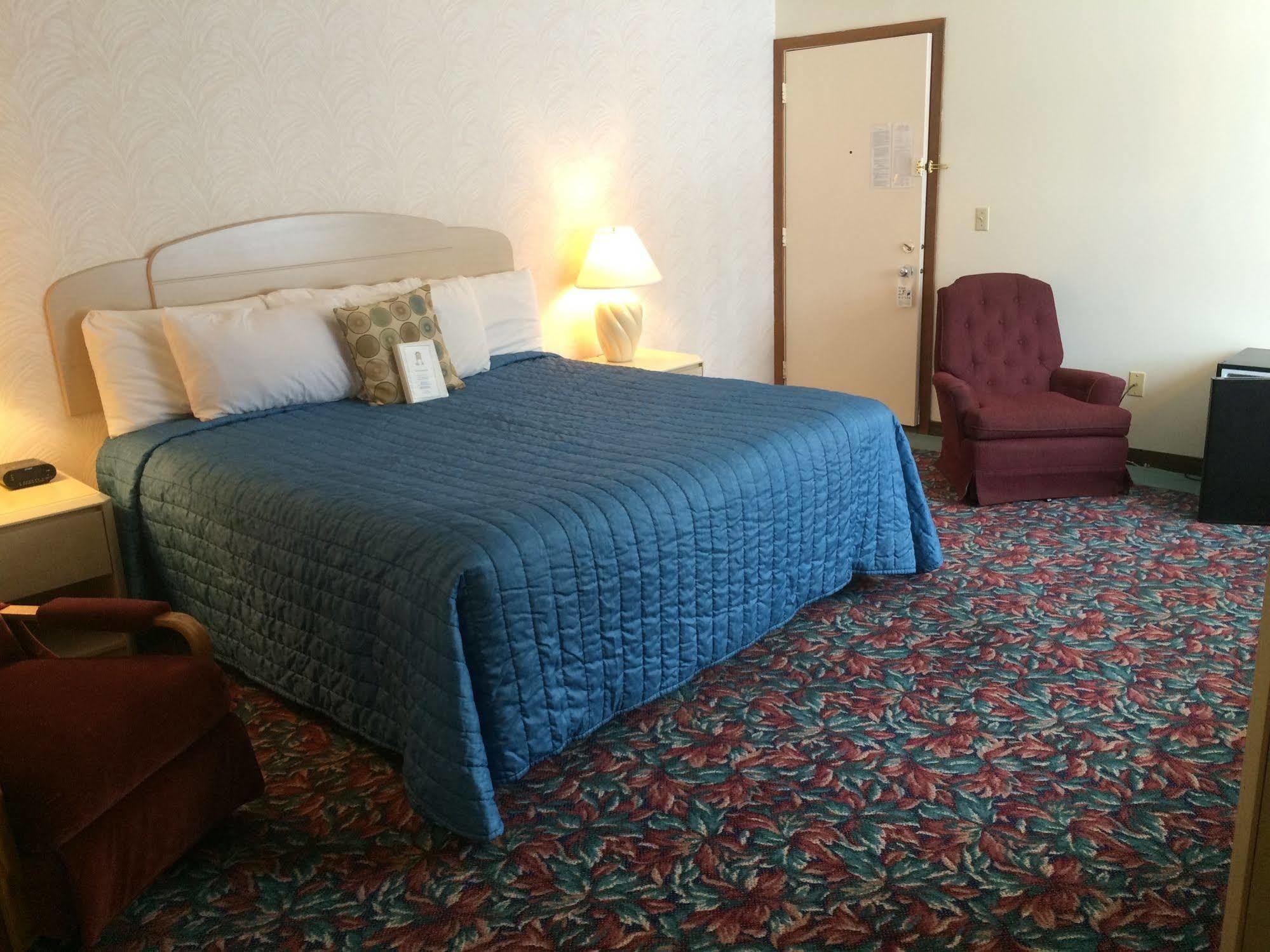Cedar Motor Inn Marquette Eksteriør bilde